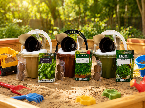 ZESTAW OGRODNICZY - SZCZYPIOR, PIETRUSZKA